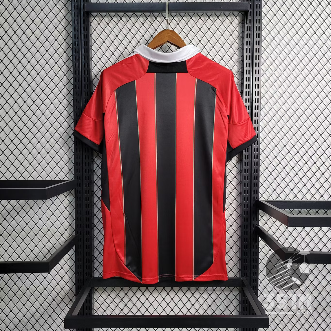 Maillot Rétro AC Milan Domicile – Saison 2012 / 2013 (Édition Col Polo)