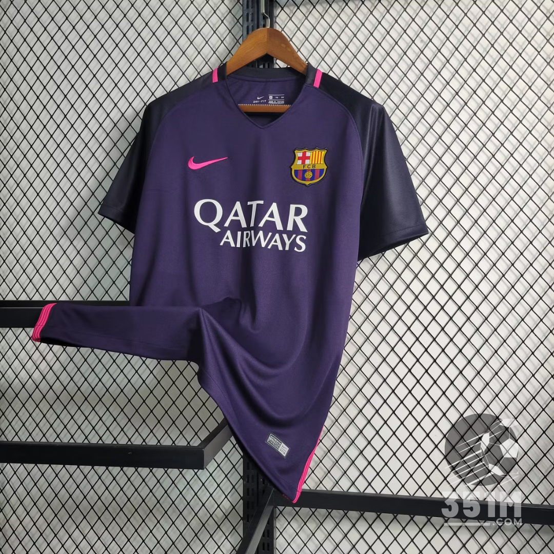 Maillot Rétro FC Barcelone Domicile – Saison 2016 / 2017