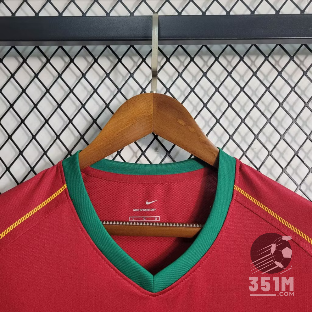 Maillot Rétro Portugal Domicile – Saison 2006 Cristiano Ronaldo